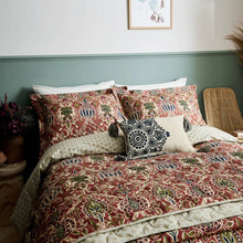 Load image into Gallery viewer, WILLIAM MORRIS <BR>
Granada Duvet Covet set <BR>
Red & Indigo <BR>