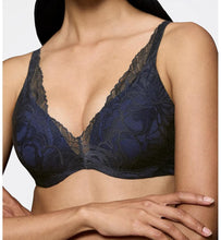 Load image into Gallery viewer, TRIUMPH&lt;BR&gt;
Body Makeup Illusion Lace&lt;BR&gt;
Ivory or Purple &lt;BR&gt;
