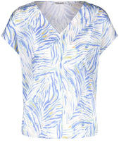 Load image into Gallery viewer, GERRY WEBER&lt;BR&gt;
Patterned Short Sleeve Shirt with Material Patch&lt;BR&gt;
Blue/White&lt;BR&gt;
