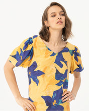 Load image into Gallery viewer, SURKANA &lt;BR&gt;
Printed short short sleeve dress &lt;BR&gt; 
Yellow &lt;BR&gt;
