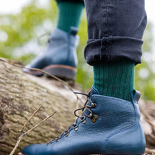 Load image into Gallery viewer, SWOLE PANDA &lt;br&gt;
Men&#39;s Bamboo Boot socks &lt;br&gt;
Green
