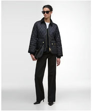 Load image into Gallery viewer, BARBOUR &lt;BR&gt;
Beadnell Fitted Quilted Jacket &lt;BR&gt;
Black &lt;BR&gt;
