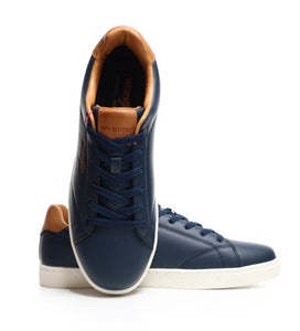 WRANGLER <BR>
Bennet Men's Low Shoe <BR>
Navy Blue or White <BR>