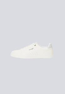 WRANGLER <BR>
Bennet Men's Low Shoe <BR>
Navy Blue or White <BR>