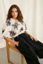 Load image into Gallery viewer, CULTURE <BR>
Bisera Top <BR>
Cream with Black embellishment <BR>
