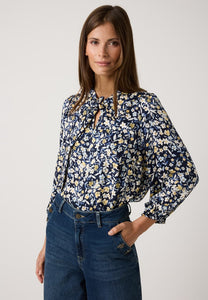 MORE & MORE <BR>
Pussy-Bow Blouse with flower print <BR>
Navy Yellow mix <BR>