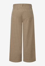 Load image into Gallery viewer, MORE &amp; MORE &lt;BR&gt;
Corduroy culottes &lt;BR&gt;
Beige &lt;BR&gt;
