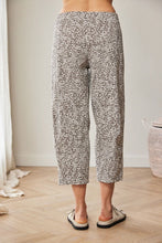 Load image into Gallery viewer, PERUZZI <BR>
Printed Slouch Trousers <BR>
Taupe <BR>
