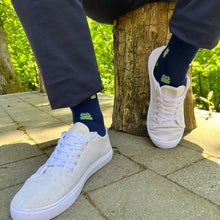 Load image into Gallery viewer, SWOLE PANDA &lt;BR&gt;
Men’s Frog Bamboo Socks &lt;BR&gt;
Navy &lt;BR&gt;

