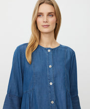 Load image into Gallery viewer, MASAI <BR>
Juvila Denim Shirt Jacket <BR>
Denim Blue <BR>
