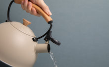 Load image into Gallery viewer, LA CAFETIERE <BR>
Whistling Kettle <BR>
Latte <BR>
