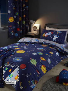 CATHERINE LANSFIELD <BR>
Lost In Space Quilt Set <BR>
Blue <BR>