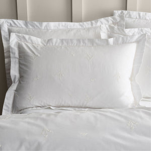 BIANCA <BR>
Lottie Embroidery Oxford Pillowcase <BR>
White <BR>
