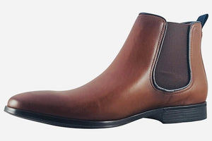 ANATOMIC SHOES <BR>
Mateo Chelsea Boot <BR>
Tan <BR>