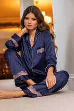 Load image into Gallery viewer, POUR MOI <BR>
Dusk Satin and Lace Revere Collar Pyjama Set <BR>
Navy/pink lace <BR>

