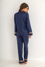 Load image into Gallery viewer, POUR MOI <BR>
Dusk Satin and Lace Revere Collar Pyjama Set <BR>
Navy/pink lace <BR>
