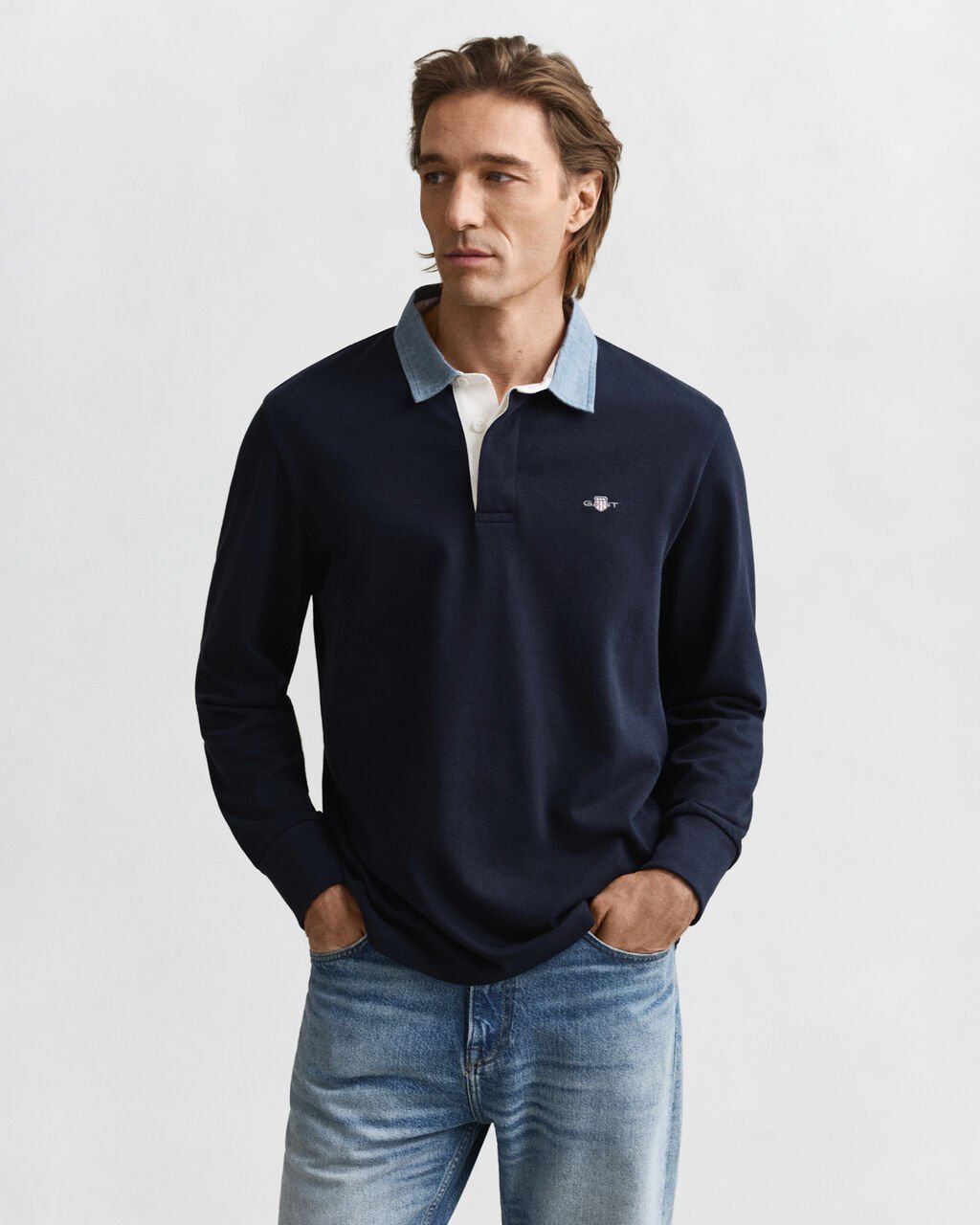 GANT <BR>
Chambray Collar Heavy Rugger <BR>
Navy <BR>
