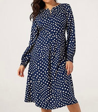 Load image into Gallery viewer, MASAI <BR>
Nexora Printed Classic Viscose Dress <BR>
Navy <BR>
