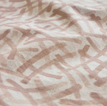 Load image into Gallery viewer, ABIGAIL AHERN <BR>
Oonagh Duvet Cover Set <BR>
Dusky Pink <BR>
