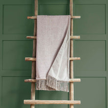 Load image into Gallery viewer, VOYAGE &lt;BR&gt;
Oryx Lined Chenille Throw &lt;BR&gt;
Heather &lt;BR&gt;
