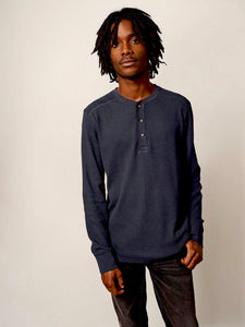 WHITE STUFF <BR>
Porter Waffle Henley Top <BR>
Navy <BR>