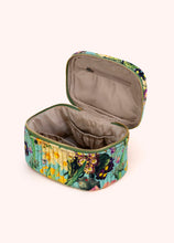 Load image into Gallery viewer, POWDER <BR>
Velvet Vanity Case <BR>
Spring Floral <BR>
