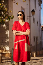 Load image into Gallery viewer, PERUZZI <BR>
Colour Trim Dress <BR>
Red <BR>
