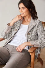 Load image into Gallery viewer, PERUZZI <BR>
3 in 1 Jacket <BR>
Taupe <BR>
