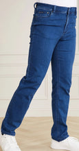 Load image into Gallery viewer, ANDRE &lt;BR&gt;
Sanchez jeans &lt;BR&gt;
Mid-blue, Worn &lt;BR&gt;

