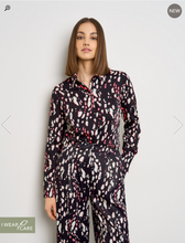 Load image into Gallery viewer, TAIFUN&lt;BR&gt;
Fitted Shirt Blouse With Print&lt;BR&gt;
Multi&lt;BR&gt;
