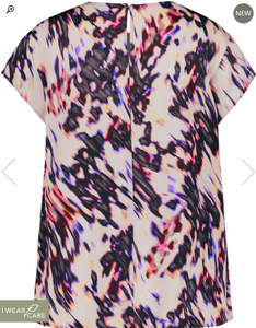 TAIFUN<BR>
Fine Blouse with Print<BR>
Multi<BR>