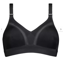 Load image into Gallery viewer, TRIUMPH &lt;BR&gt;
Triaction Workout Non-Wired Bra &lt;BR&gt;
White and Black &lt;BR&gt;
