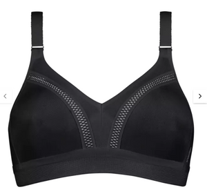 TRIUMPH <BR>
Triaction Workout Non-Wired Bra <BR>
White and Black <BR>