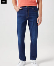 Load image into Gallery viewer, WRANGLER&lt;BR&gt;
Texas Night Shade Denim&lt;BR&gt;
Dark Blue Denim&lt;BR&gt;
