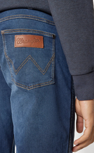 Load image into Gallery viewer, WRANGLER&lt;BR&gt;
Horizon Free Hand Denim&lt;BR&gt;
Dark Denim&lt;BR&gt;
