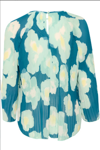 INWEAR<BR>
Hendra Blouse<BR>
Green<BR>