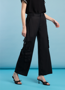 MORE AND MORE<BR>
Wide Cargo Trouser<BR>
Black<BR>