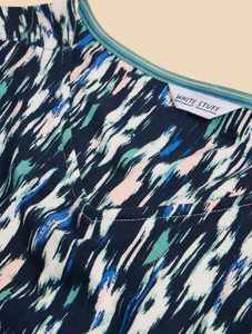 WHITE STUFF<BR>
Tallie Jersrey Dress<BR>
Navy<BR>