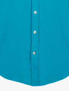 KOY CLOTHING<BR>
Maji Kikoy Kabisa Long Sleeve Shirt<BR>
Turquoise<BR>