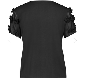 TAIFUN<BR>
T-Shirt wiht Floral Decoration<BR>
Black/110<BR>