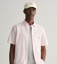 Load image into Gallery viewer, GANT&lt;BR&gt;
Poplin Short Sleeve Shirt&lt;BR&gt;
662&lt;BR&gt;
