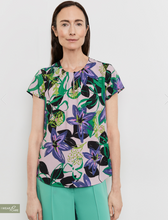 Load image into Gallery viewer, GERRY WEBER&lt;BR&gt;
Blouse Shirt with Floral Design&lt;BR&gt;
305&lt;BR&gt;
