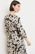Load image into Gallery viewer, GERRY WEBER&lt;BR&gt;
A Line Dress with Waist Band&lt;BR&gt;
Black/Cream&lt;BR&gt;
