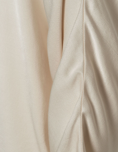 MORE AND MORE<BR>
Satin Blouse<BR>
Powder Cream<BR>