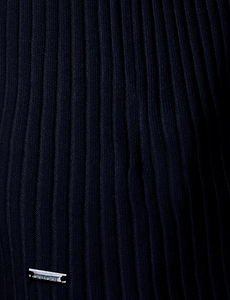 MORE AND MORE<BR>
Ribbed Turtleneck Knit Sweater<BR>
Navy<BR>