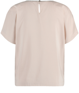GERRY WEBER<BR>
Blouse with Gliterring Neckline<BR>
Powder<BR>