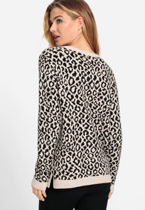 OLSEN<BR>
Henry Fit Animal Print<BR>
Latte<BR>