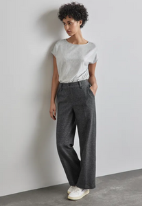 STREET ONE<BR>
Inch Herringbone Trousers<BR>
Herringbone<BR>