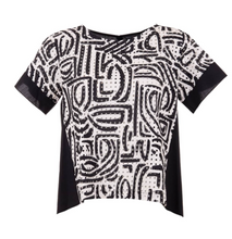 Load image into Gallery viewer, PERUZZI&lt;BR&gt;
Abstract Print Punch Hole Top&lt;BR&gt;
Black/Sand&lt;BR&gt;
