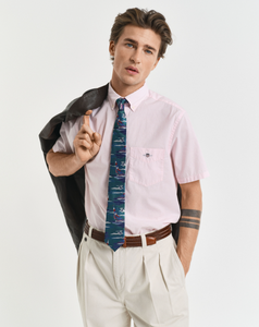 GANT<BR>
Short Sleeve Poplin Shirt<BR>
Blue, Pink<BR>